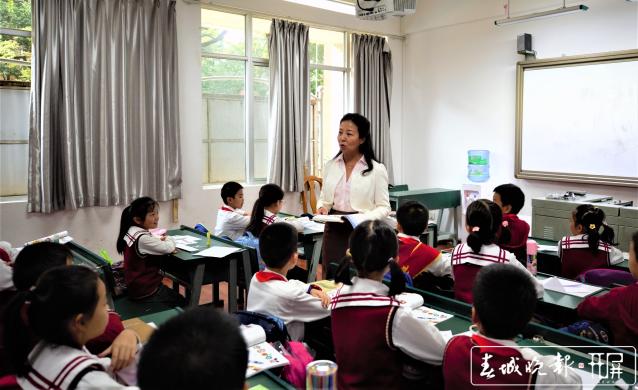 教師節(jié) 武成小學(xué)張文 (1).jpg