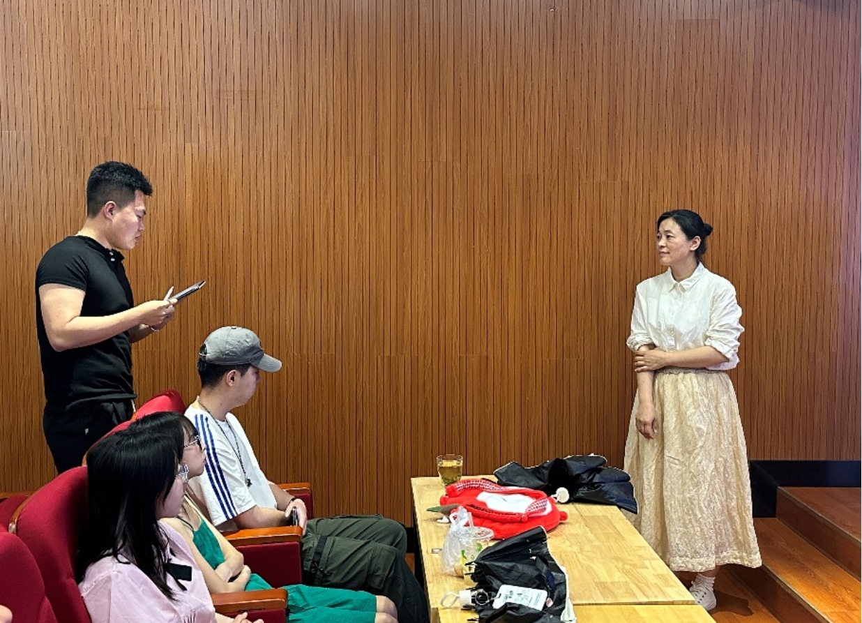 傳媒與設(shè)計(jì)藝術(shù)學(xué)院舉辦研究生培養(yǎng)質(zhì)量提升講座